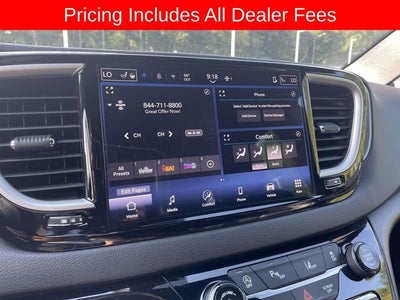 2025 Chrysler Pacifica Select