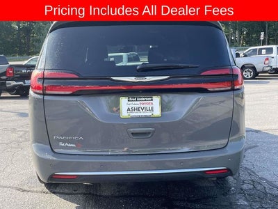2025 Chrysler Pacifica Select