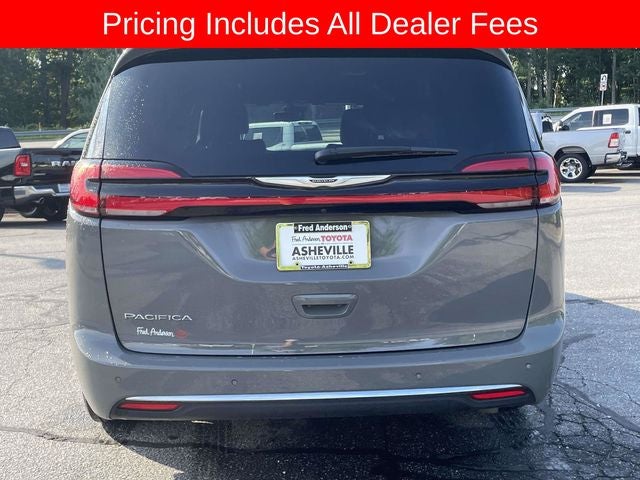 2025 Chrysler Pacifica Select