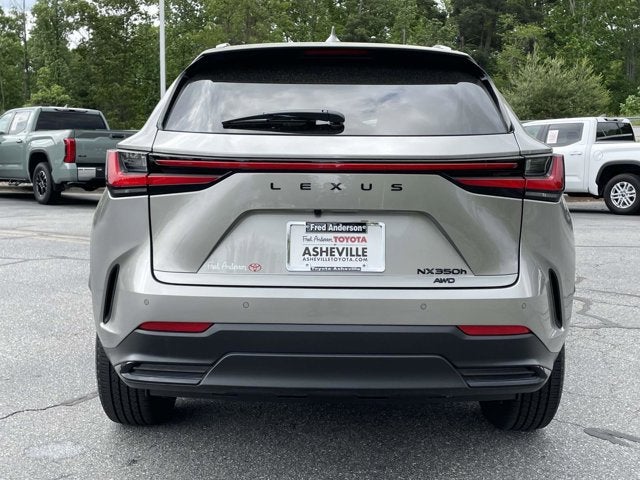 2026 Lexus NX 350h Premium