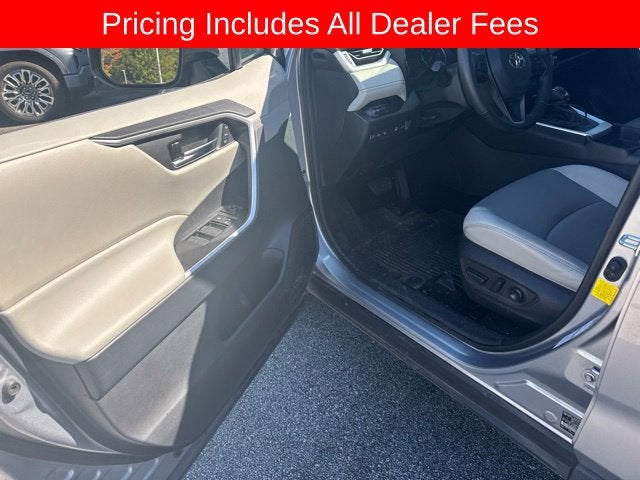 2021 Toyota RAV4 XLE Premium