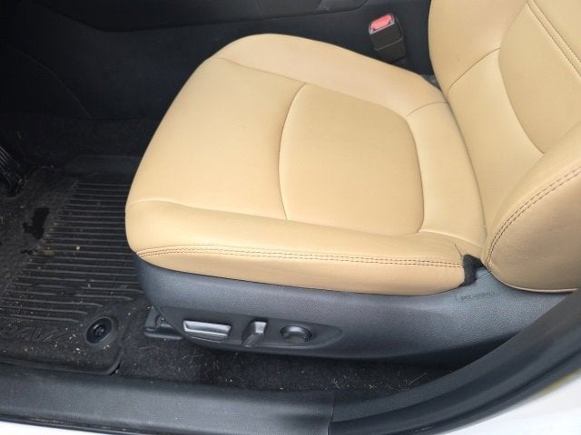 2025 Toyota RAV4 Hybrid XLE Premium