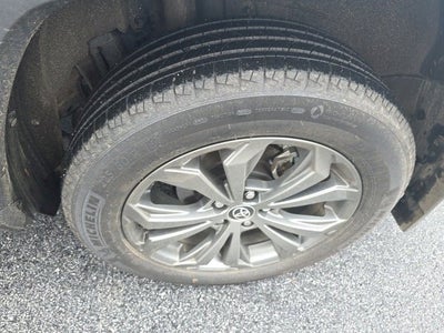 2025 Toyota RAV4 Hybrid XLE Premium