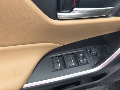 2025 Toyota RAV4 Hybrid XLE Premium