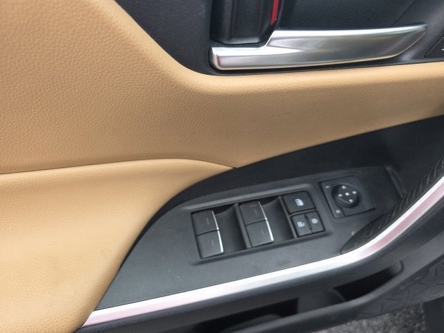 2025 Toyota RAV4 Hybrid XLE Premium