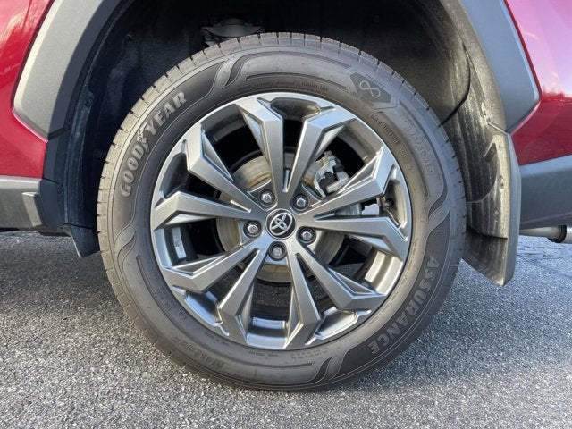 2024 Toyota RAV4 Hybrid XLE Premium