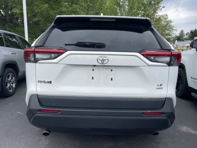 2021 Toyota RAV4 LE