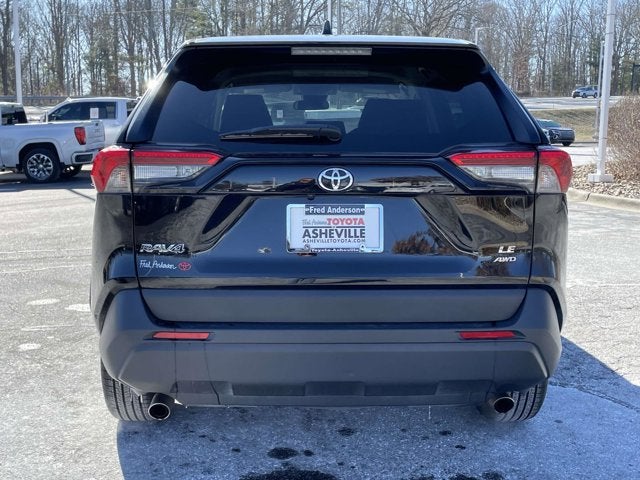 2024 Toyota RAV4 LE