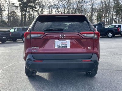 2024 Toyota RAV4 LE