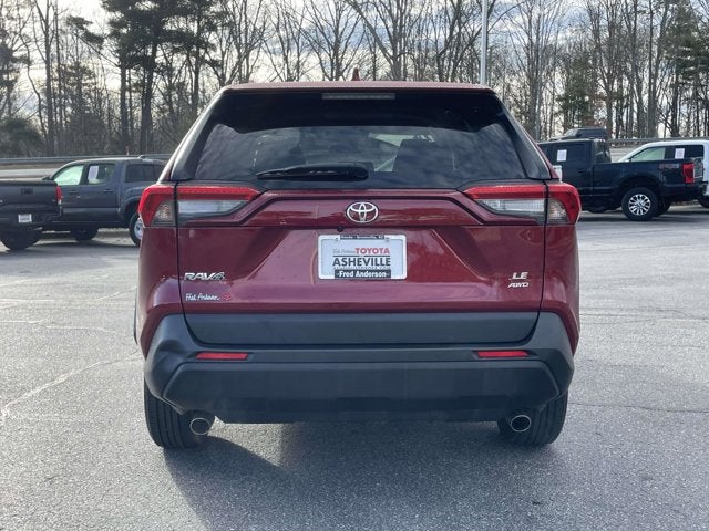 2024 Toyota RAV4 LE