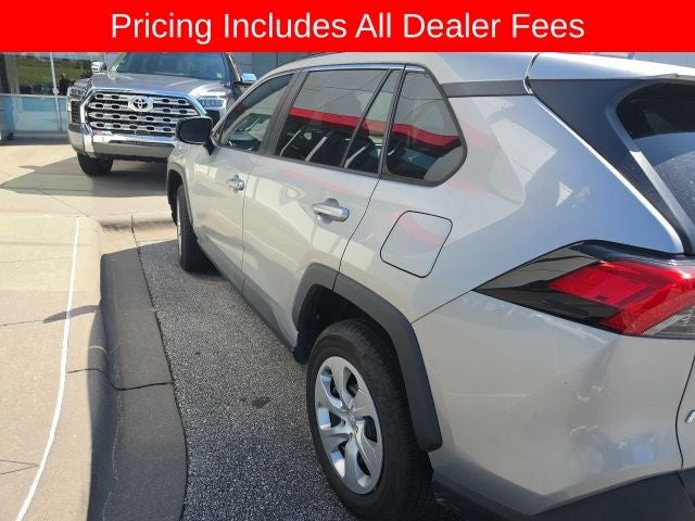 2020 Toyota RAV4 LE