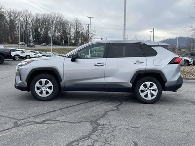 2024 Toyota RAV4 LE
