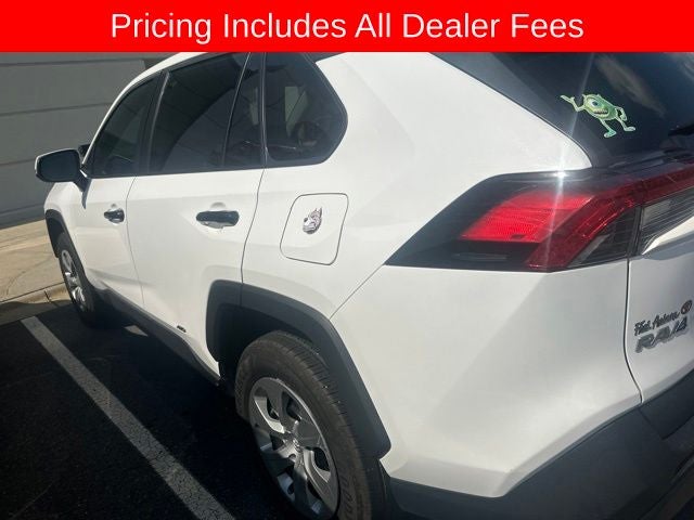 2022 Toyota RAV4 LE