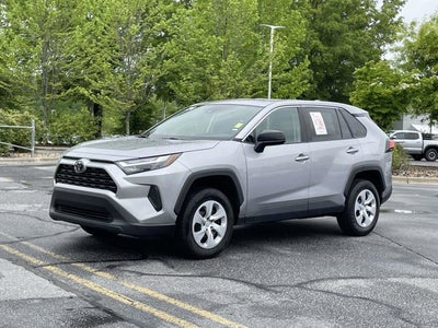 2024 Toyota RAV4 LE