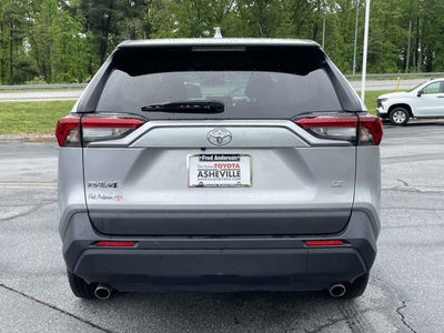 2024 Toyota RAV4 LE