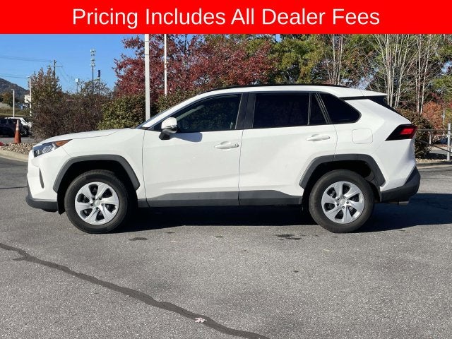 2020 Toyota RAV4 LE