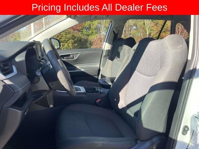 2020 Toyota RAV4 LE