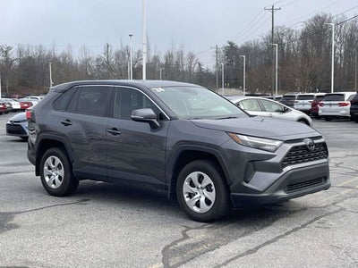 2024 Toyota RAV4 LE
