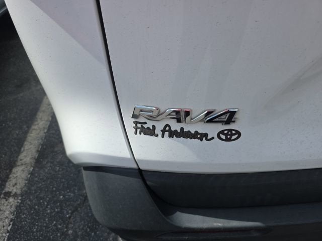 2019 Toyota RAV4 Hybrid LE