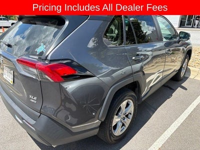 2022 Toyota RAV4 XLE