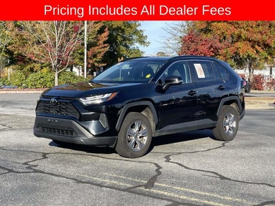 2022 Toyota RAV4 XLE