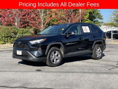 2025 Toyota RAV4 XLE