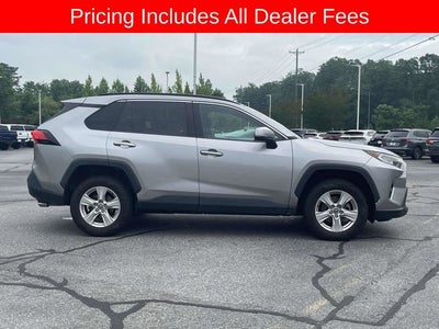 2020 Toyota RAV4 XLE