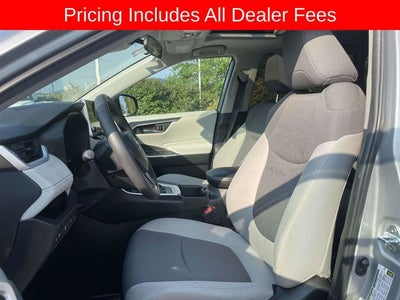 2023 Toyota RAV4 XLE