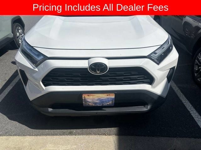 2022 Toyota RAV4 XLE