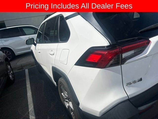 2022 Toyota RAV4 XLE