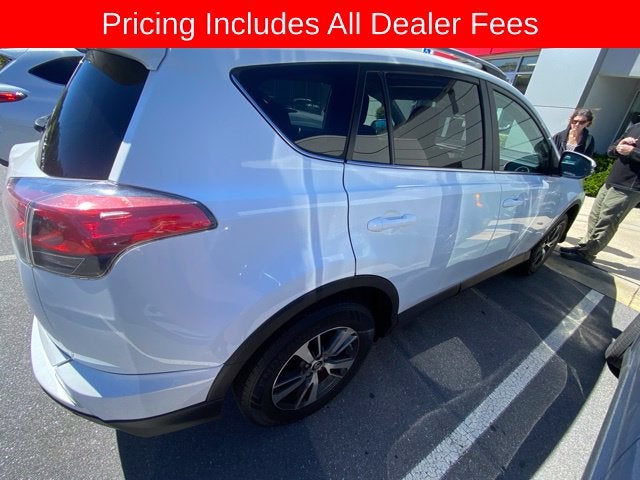 2017 Toyota RAV4 XLE