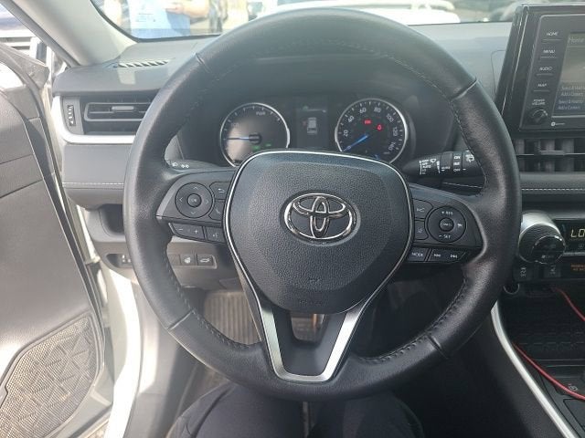 2022 Toyota RAV4 Hybrid XLE