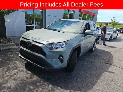 2021 Toyota RAV4 XLE