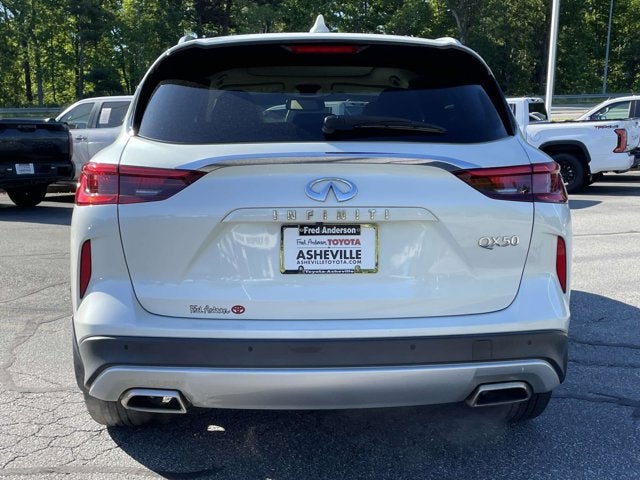2021 INFINITI QX50 LUXE