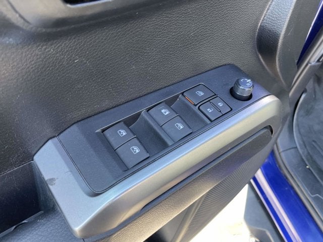 2022 Toyota TACOMA SR5 SR5