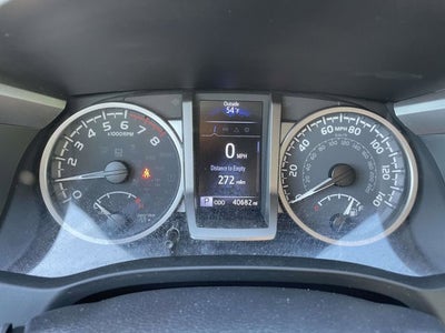 2022 Toyota TACOMA SR5 SR5
