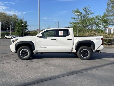 2024 Toyota TACOMA TRD OFFRD TRD Off-Road