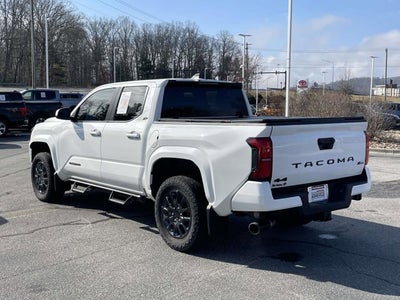 2024 Toyota Tacoma SR5