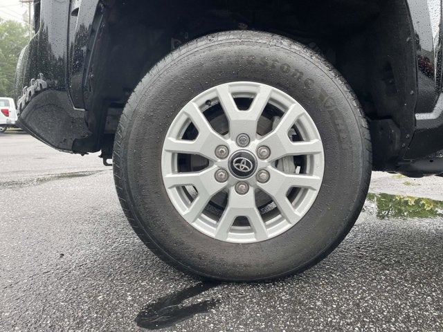 2024 Toyota TACOMA SR5 SR5