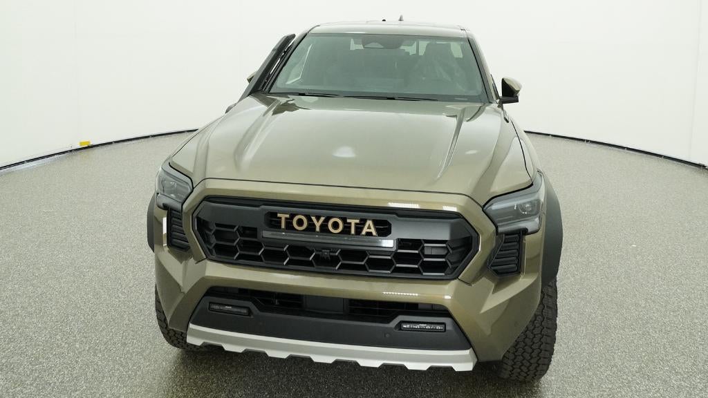 2026 Toyota Tacoma i-FORCE MAX Trailhunter
