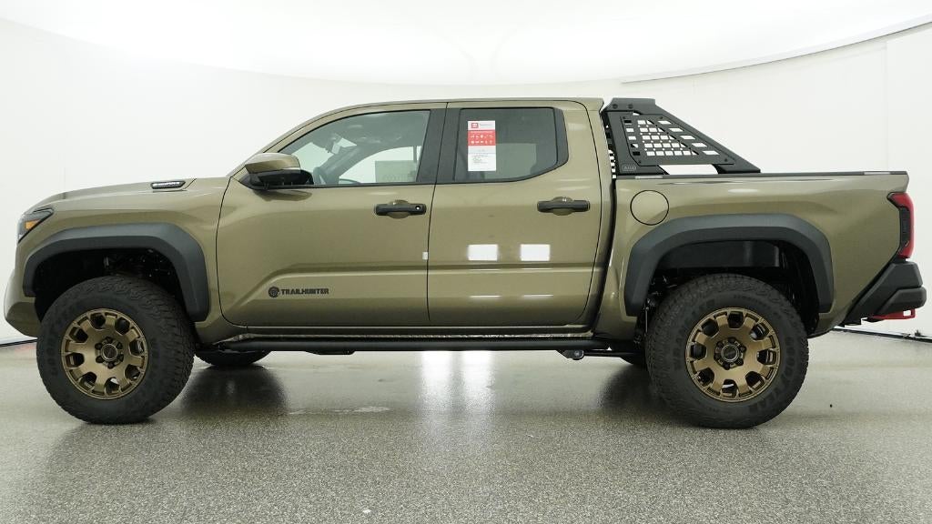 2026 Toyota Tacoma i-FORCE MAX Trailhunter