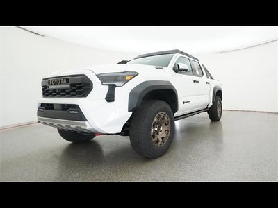 2025 Toyota Tacoma Hybrid Trailhunter