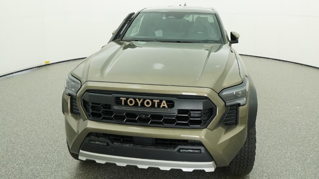 2026 Toyota Tacoma i-FORCE MAX Trailhunter