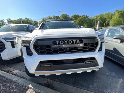 2025 Toyota Tacoma Hybrid Trailhunter