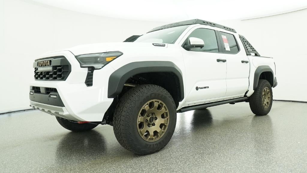 2026 Toyota Tacoma i-FORCE MAX Trailhunter