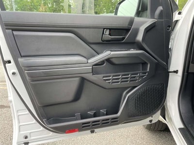 2025 Toyota TACOMA SR SR