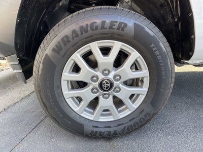 2022 Toyota Tacoma SR