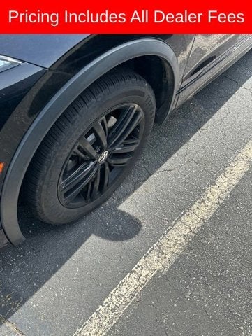 2022 Volkswagen Tiguan 2.0T SE R-Line Black
