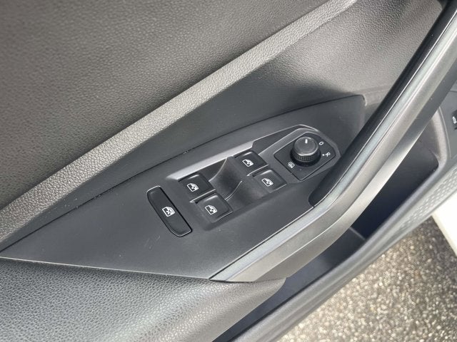 2019 Volkswagen Jetta R-Line