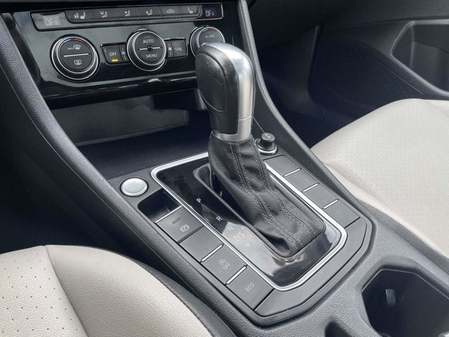 2019 Volkswagen Jetta R-Line